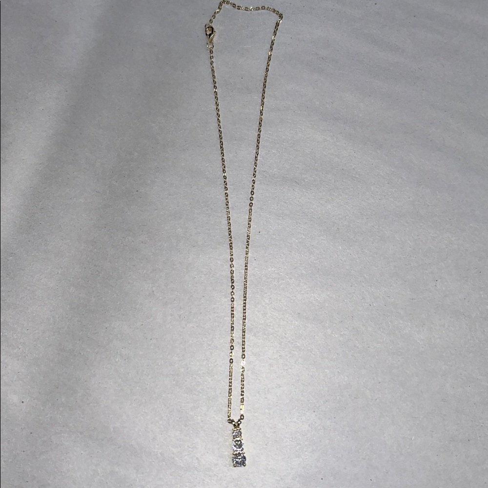 Gold Necklace with Diamond Pendant